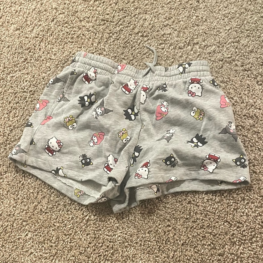 small - hello kitty shorts.